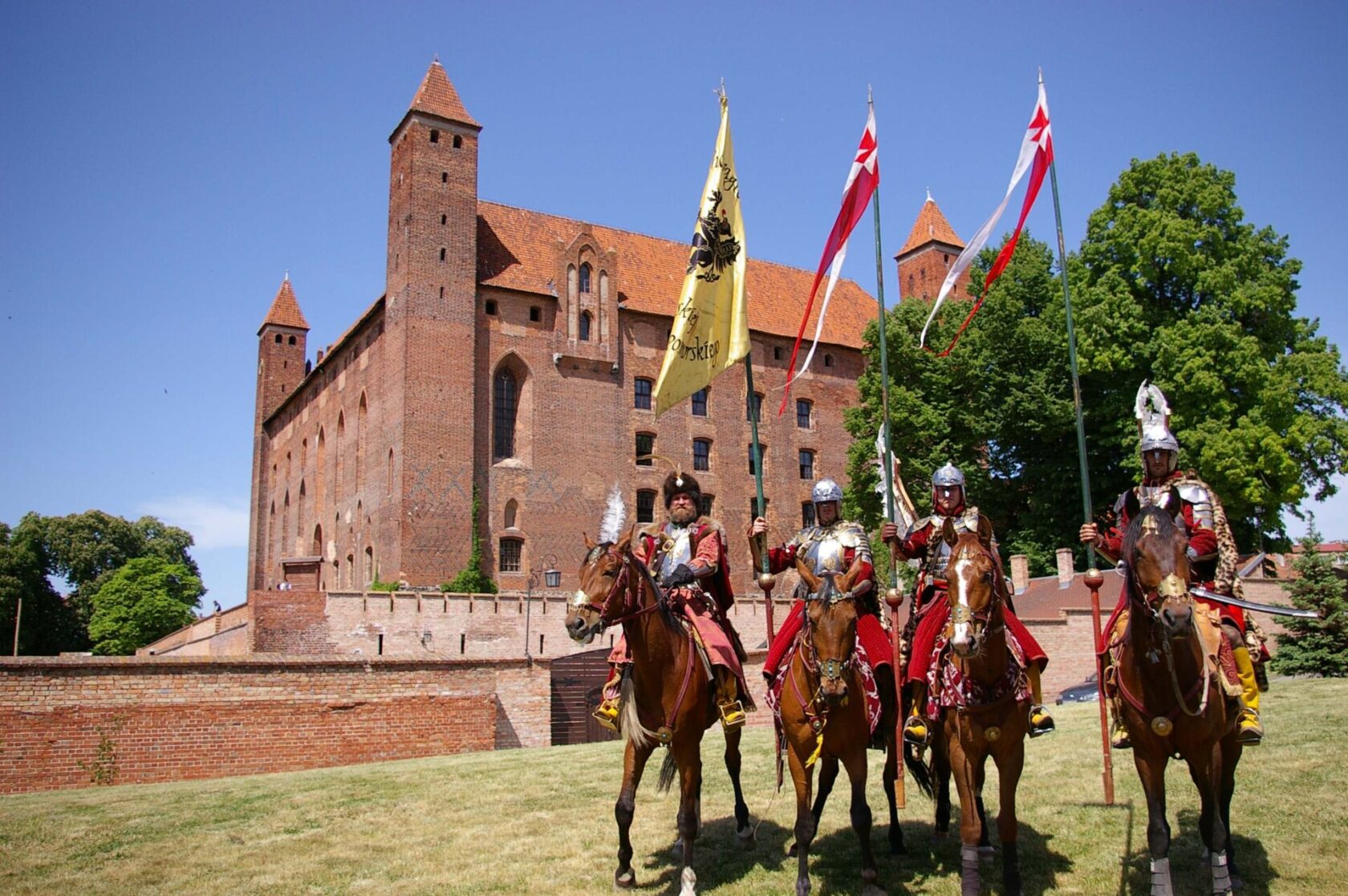 Obraz Główny: Zamek w Gniewie https://pomorskie.travel/