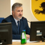 Nawigacja: 